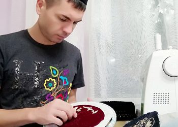 “КАЙЧАК 8-10 СӘГАТЬ ЭНӘ-ҖЕП БЕЛӘН УТЫРАМ”