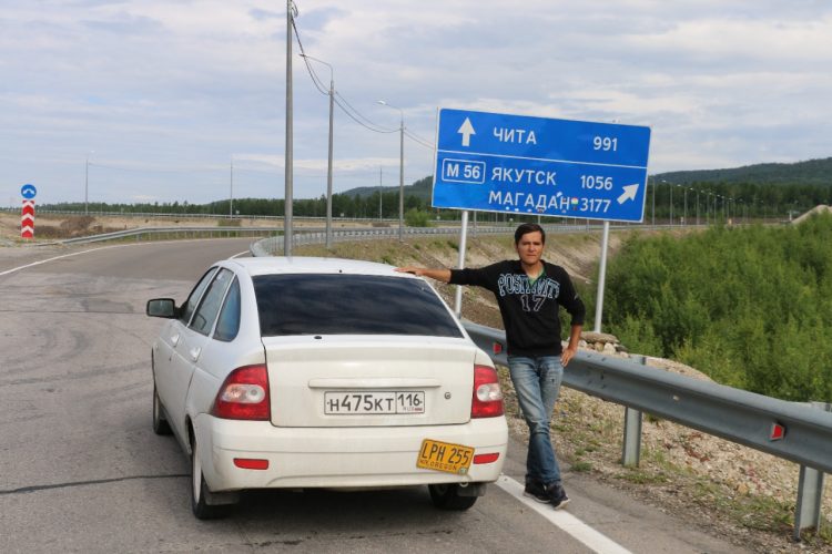 “АВЫЛГА ДА, ЧИТ ИЛГӘ ДӘ БЕР МАШИНАДА”