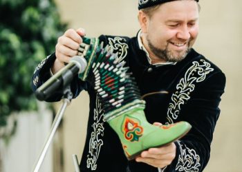 Ринат ВӘЛИЕВ:  “ҮЗЕМНЕҢ КЕШЕГӘ КИРӘКЛЕГЕМНЕ ТОЯМ”