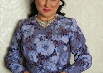 “Сәхнәдә елый-елый  җырлаган чакларым да булды”