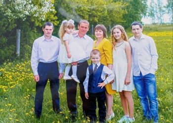 “БАЛАЛАРНЫ ХЕЗМӘТ БЕЛӘН ТӘРБИЯЛӘРГӘ ТЫРЫШАБЫЗ”