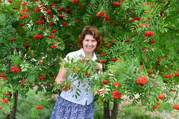 “КӨЗГЕ ҖИМЕШЛӘР ТӨСЛӘРЕ БЕЛӘН ДӘ ДӘВАЛЫЙ”