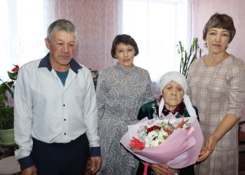 “МАЛЛАР КАРАГАЧ КЫНА ҮЗЕМ ЧӘЙ ЭЧӘМ”