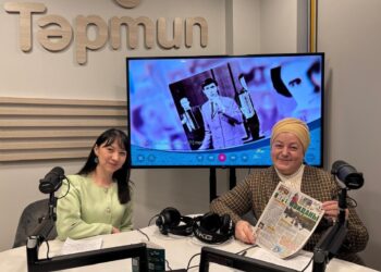 ХӘЛЕҢ НИЧЕК, РАДИО?