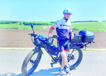 “СӘЯХӘТ ИТЕГЕЗ, ГОМЕР БЕР ГЕНӘ”