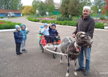 “ЯТИМНӘРНЕҢ СӨЕНГӘНЕН КҮРҮ — ИҢ ЗУР БҮЛӘК”