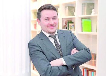 “ЯЗУЧЫ БУЛГАНЧЫ КӨТҮ ДӘ КӨТТЕМ, КАРАВЫЛДА ДА ТОРДЫМ”